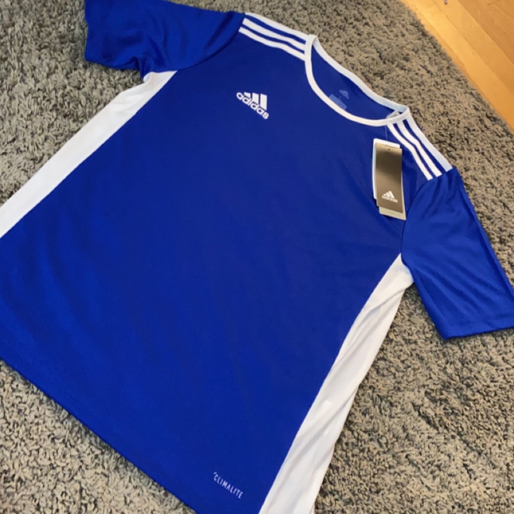 BRAND NEW Adidas warm up t shirt
